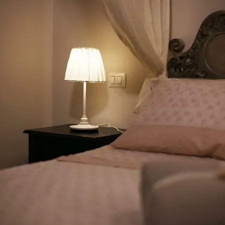 Teatro Nuovo Apartamento Nápoles