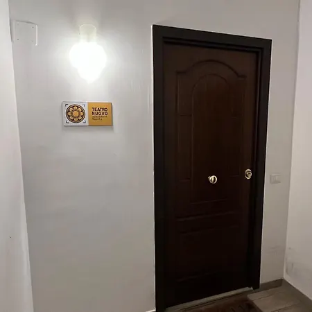 Teatro Nuovo Appartamento
